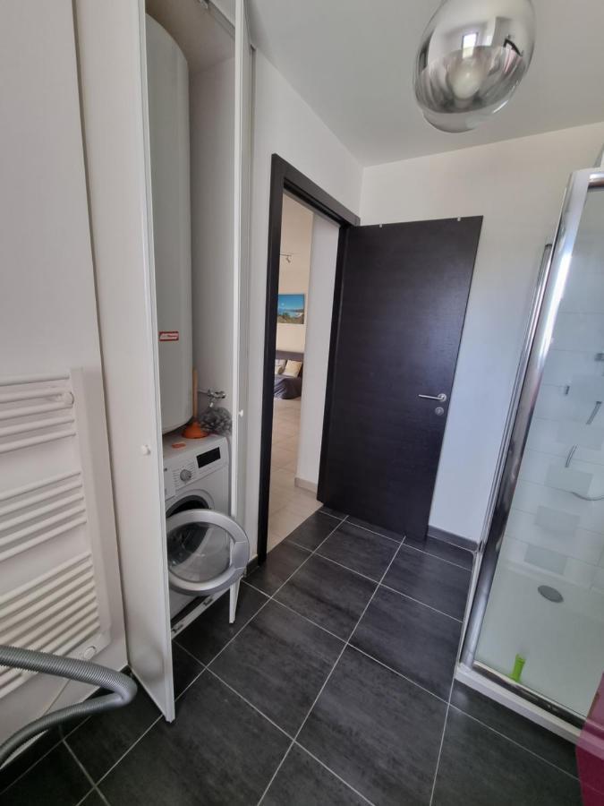 Joli T2 Dans Résidence Avec Parking * Biguglia (Corsica)